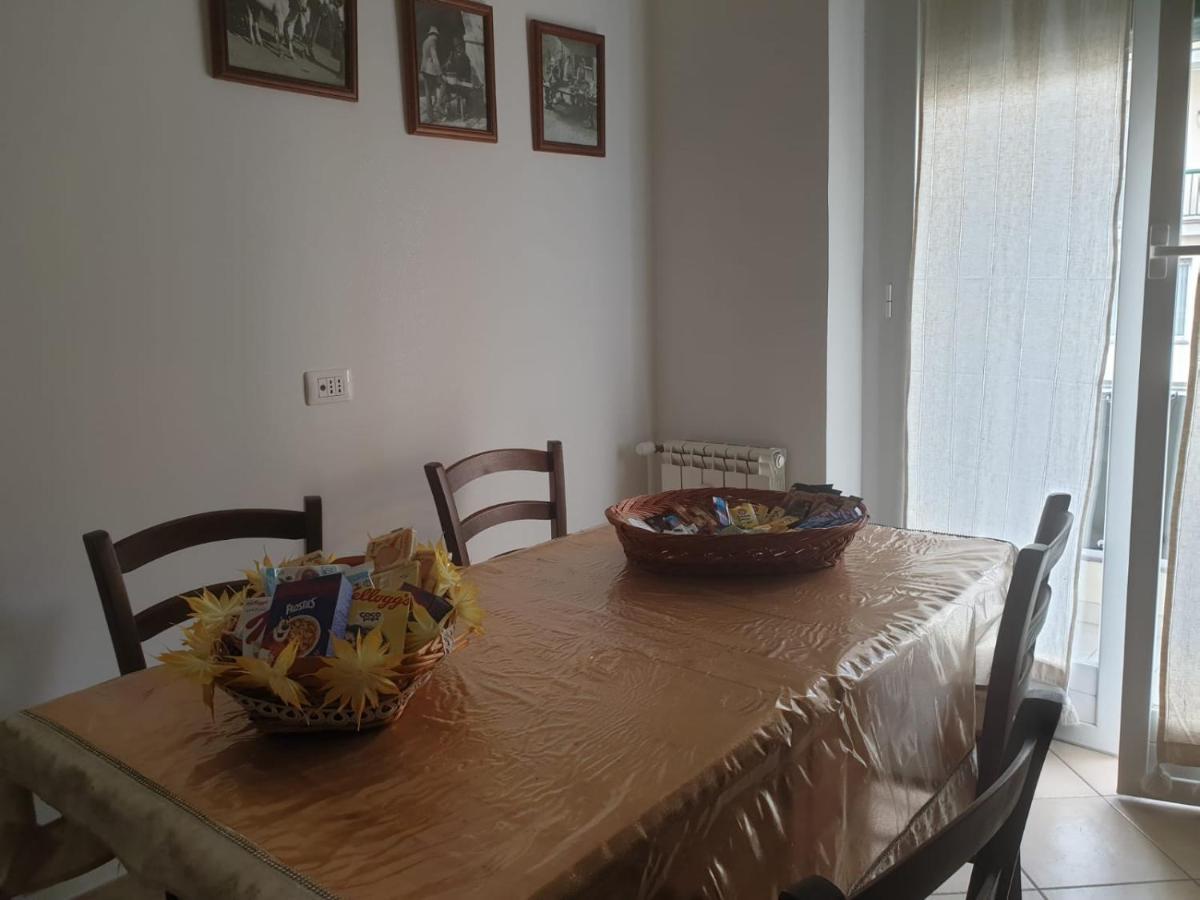 San Martino - Il Sole Appartement Genua Buitenkant foto